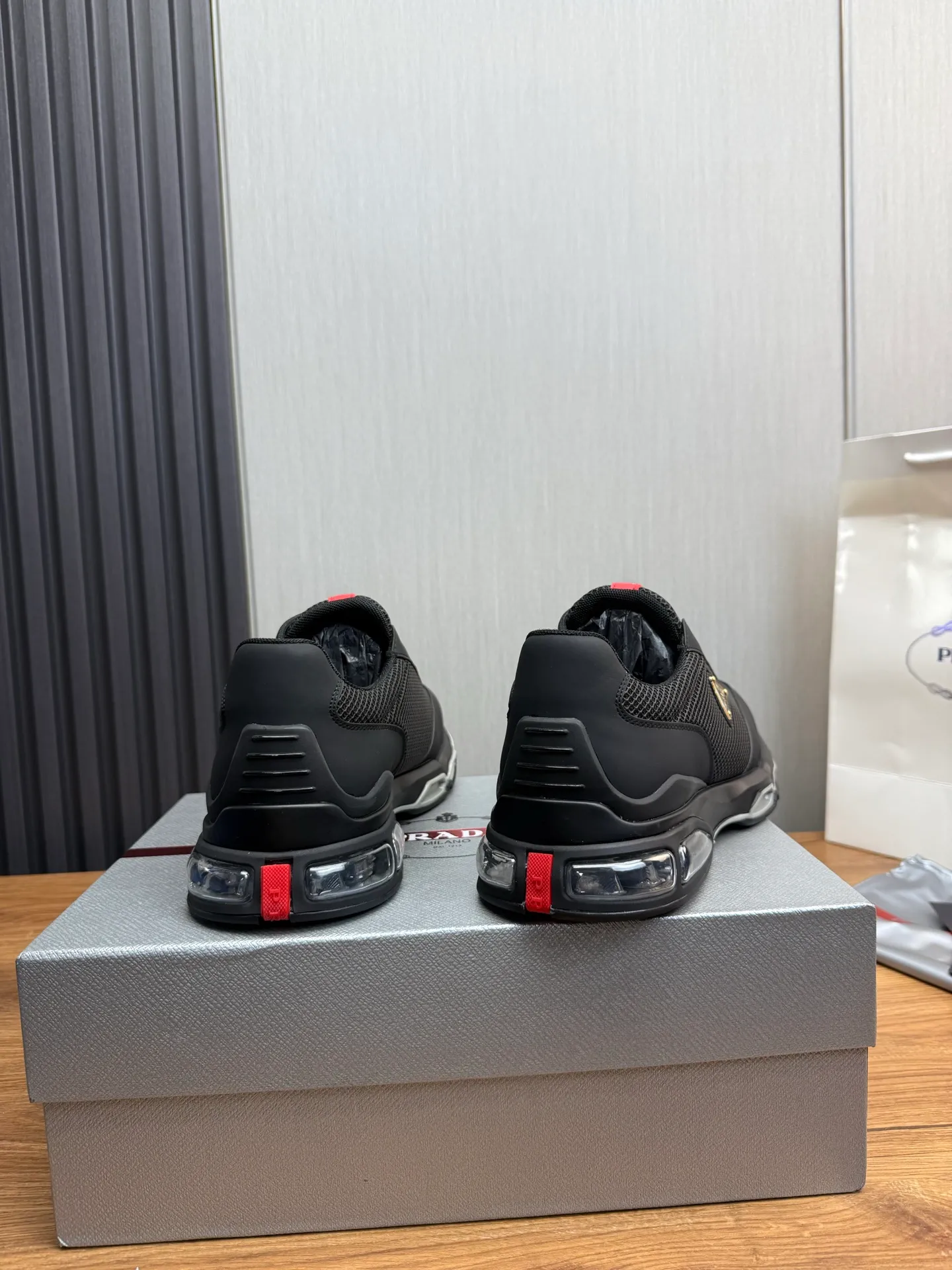 Men's shoes 💰660💰 [PRADA] Men's shoes are popular in the counter, high-quality shipments ✔️Official website synchronization, original imported cowhide with comfortable mesh + cowhide lining, 1⃣️:1⃣️reproduction, original factory air-cushioned original sole, 38-45